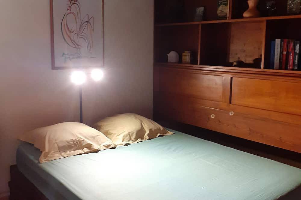 Maisonnette en pierre avec piscine  privée in Proissans, Périgord Noir