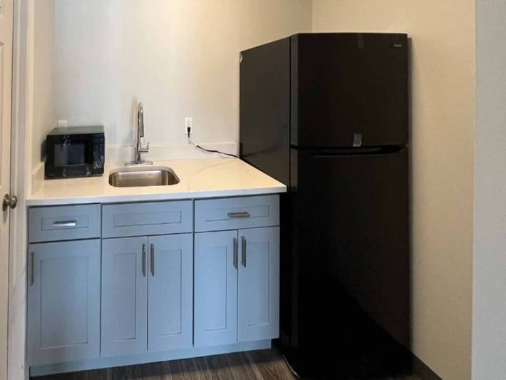 Apartamento entero, 1 Cama King | Ns in Hightstown, Condado de Mercer