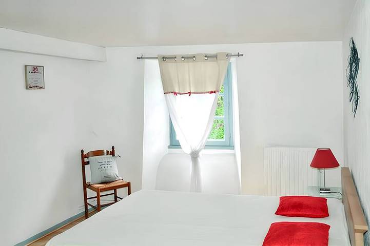 Location de vacances pour 10 personnes, avec jardin et balcon, animaux acceptés dans Sainte Marie de Campan - 2