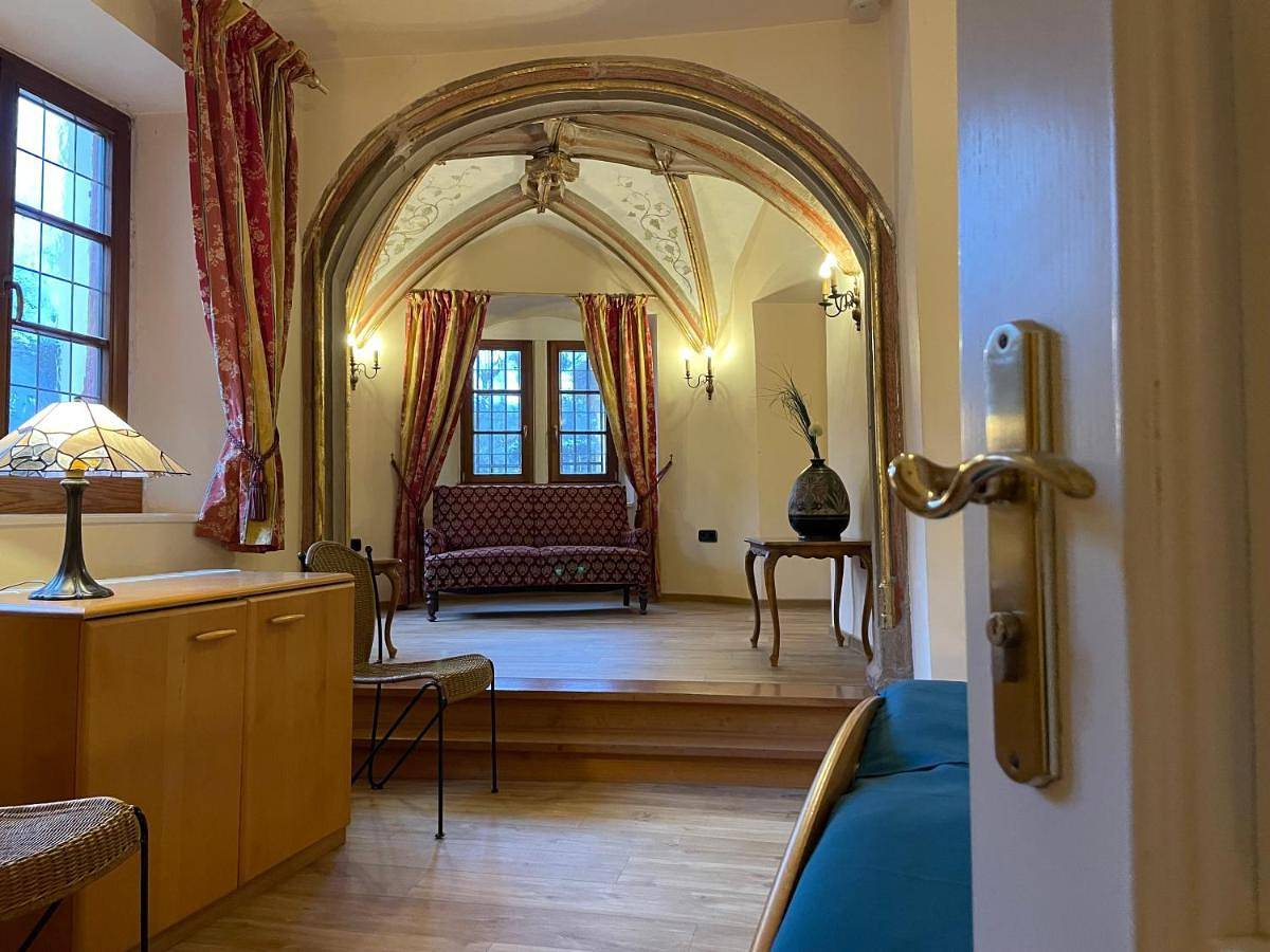Hotel Schloss Zell in Zell Stadt (Mosel), Zell (Mosel)