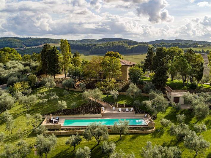 Casa de vacaciones para 12 personas, con jacuzzi además de sauna y jardín - 1