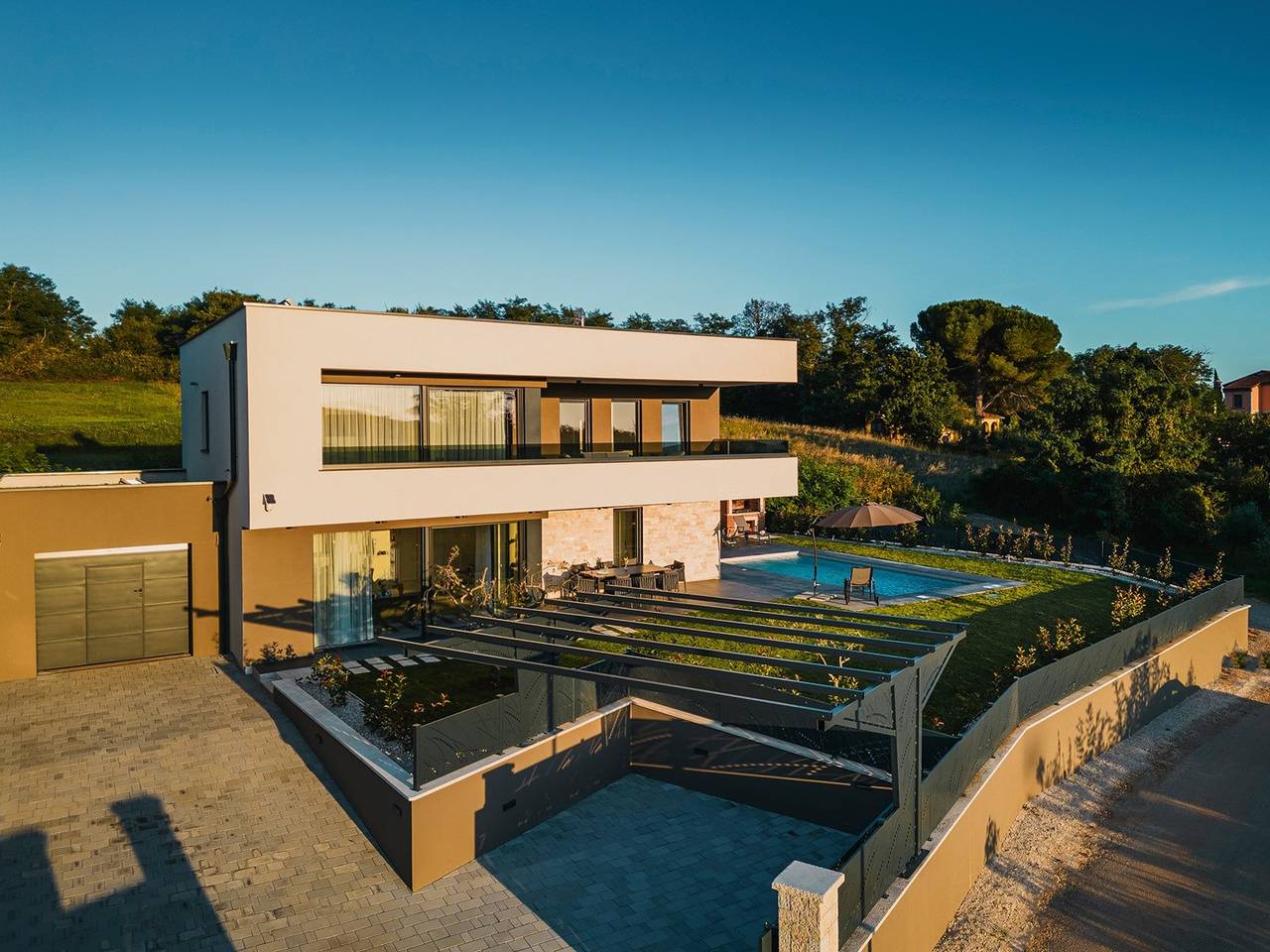 Wunderschöne moderne Villa Angelina in Kastelir, Općina Kaštelir - Labinci