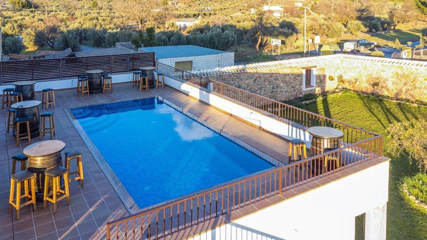 Casa rural para 4 personas, con vistas además de piscina y jardín en Pozo Alcón - 3