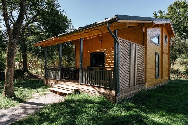 Casa de vacaciones para 8 personas, con sauna además de piscina para niños y jacuzzi - 1