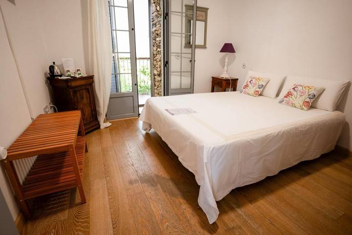 Casa rural para 2 personas, con Terraza además de Jardín y Piscina en Provincia de Guadalajara - 3