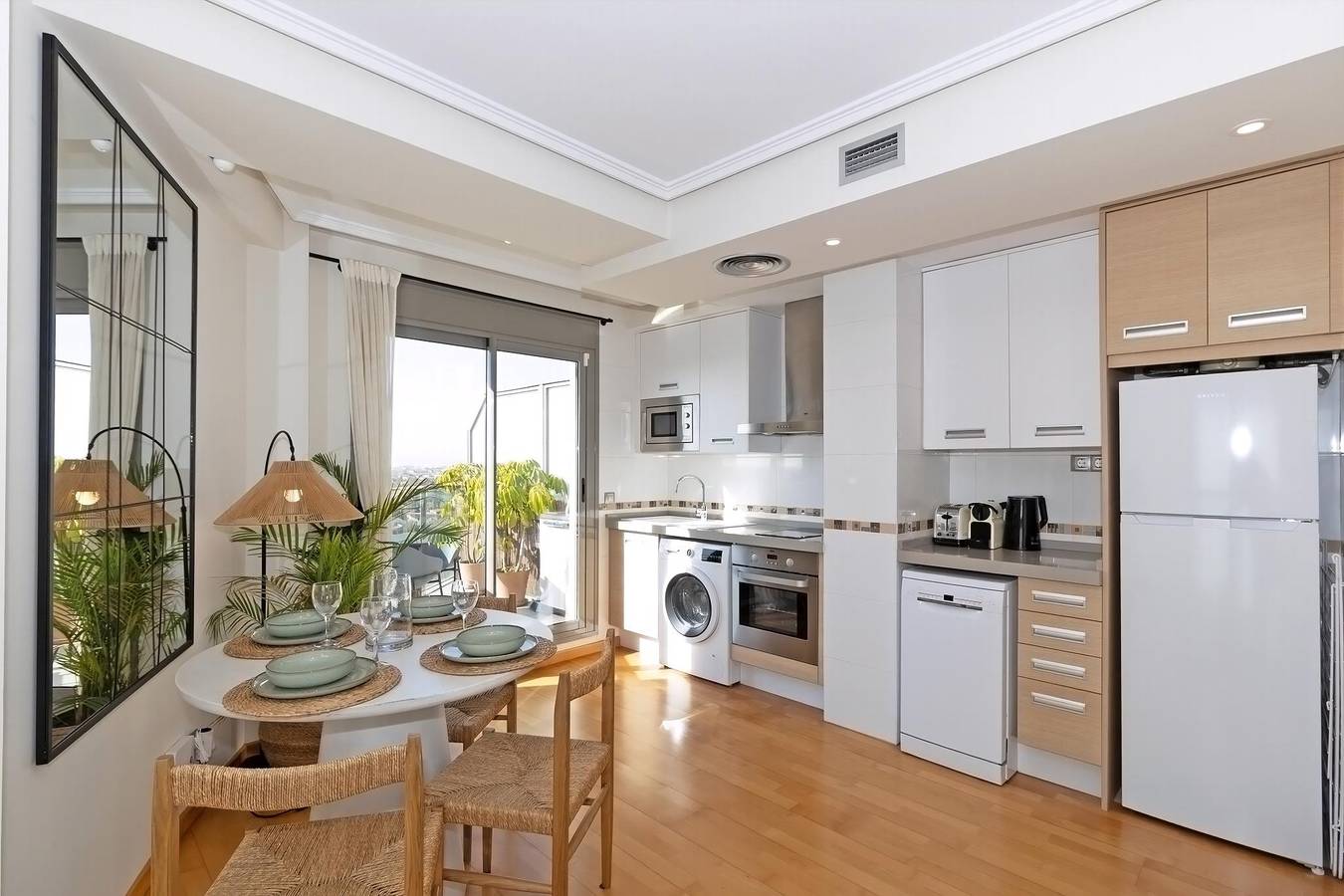 Entire apartment, Guestready – Modern Flat with Terrace in Valencia in Valencia, Costa de Valencia
