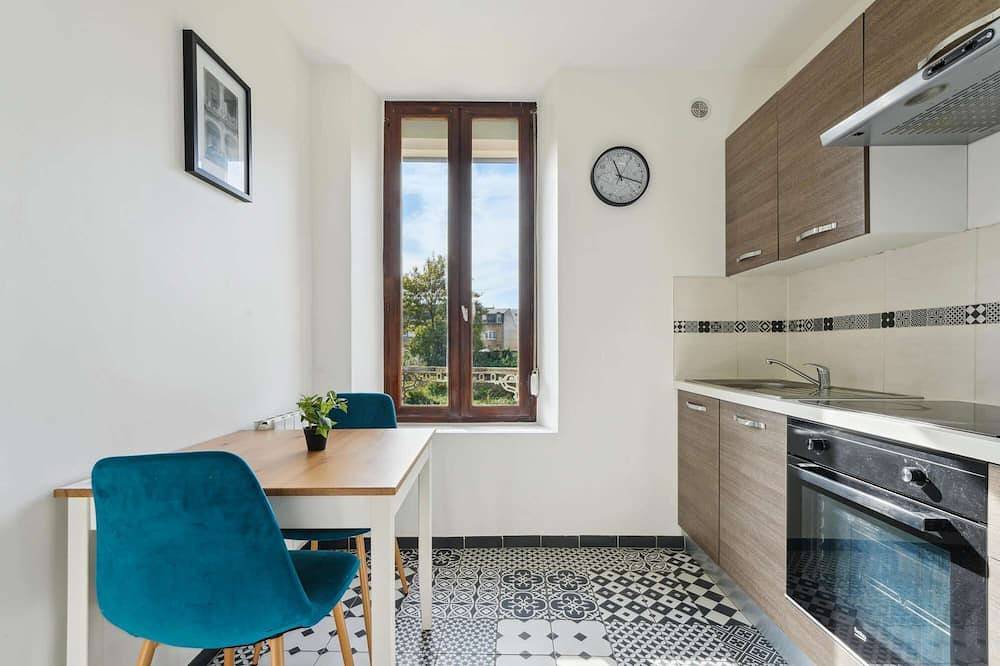 Apartamento entero, Budget apart city centre with parking in Charleville-Mézières, Ardenas