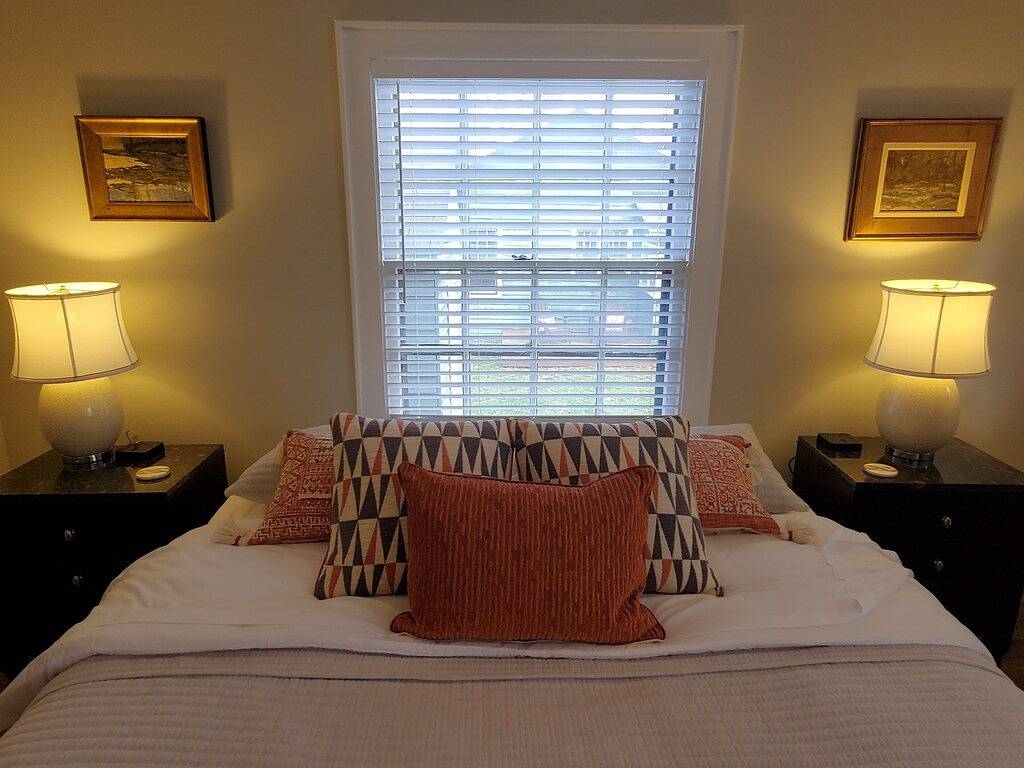 Beautiful renovated home minutes to downtown perfect for a family or batch trip in Nashville, Tennessee