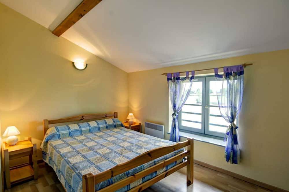Grand Gîte de Caractère pour 15 Pers. avec Jardin à Luré in Luré, Région de Roanne
