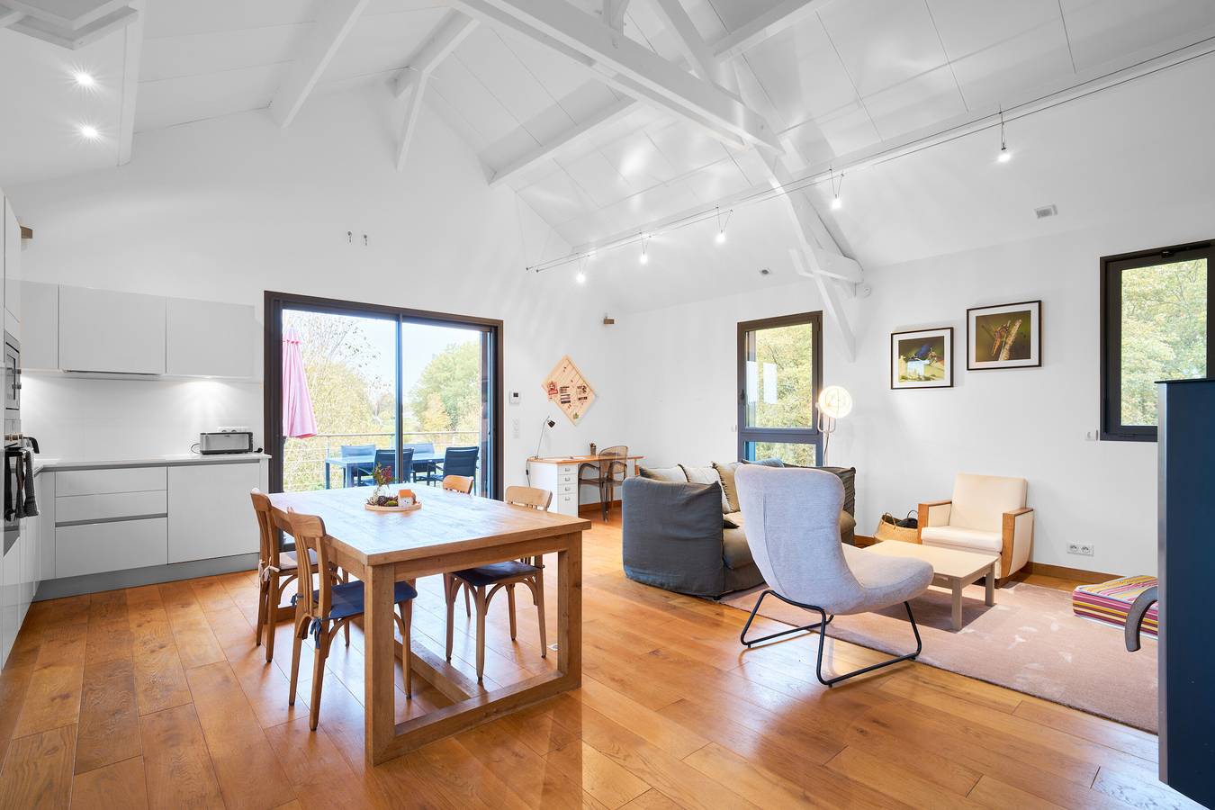 Ganze Wohnung, Loft Ôrizon im Domaine De L'ô – Öko-Gîte mit Pool und großem Grundstück im Périgord in Saint-Jean-d'Eyraud, Périgord Pourpre