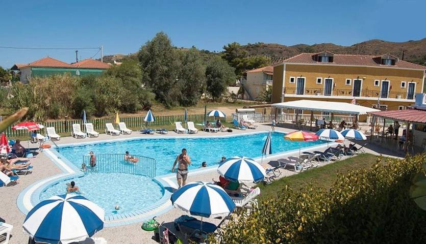 Holiday apartment for 3 people, with Balcony and Terrace as well as Garden and Pool in Kalamaki
