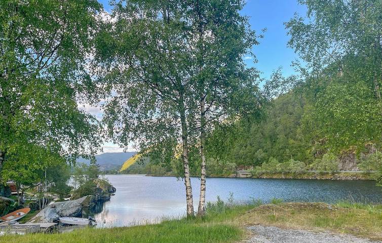 Ferienhaus für 10 Personen, mit Seeblick und Terrasse sowie Garten, kinderfreundlich