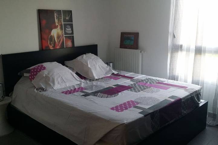 Apartamento entero, T2 nuevo equipo de diseño y muebles in Marsella, Costa mediterránea (Francia)