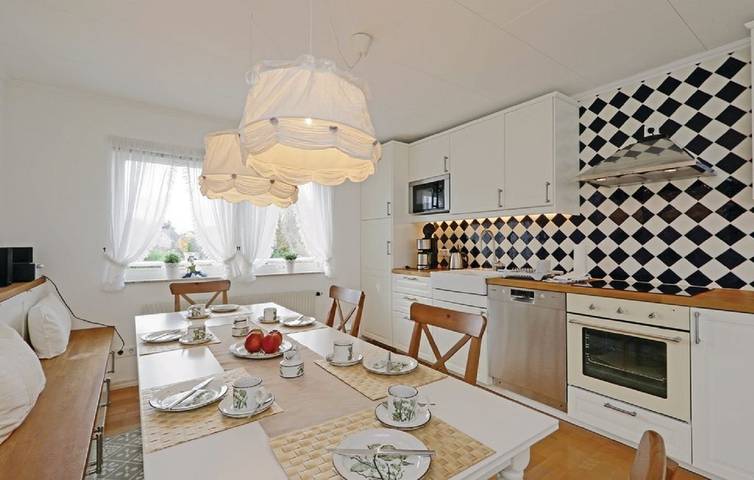 Ferienhaus für 6 Personen, mit Whirlpool und Terrasse sowie Garten und Sauna in Schlei - 4