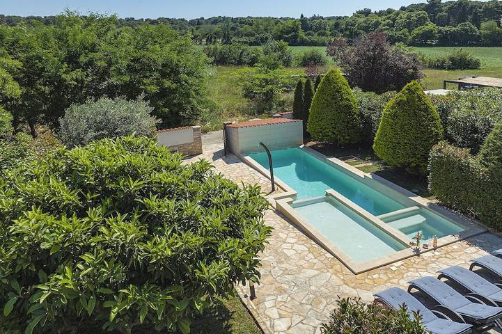 Casa vacanza per 12 persone, con giardino e balcone nonché idromassaggio, con animali domestici - 1