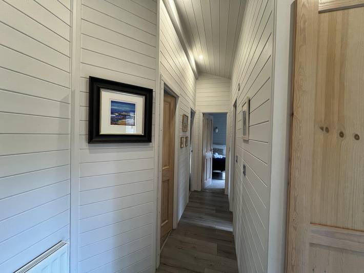 Holly Blue - Cosy wooden lodge, Kippford in Kippford, Dumfries and Galloway
