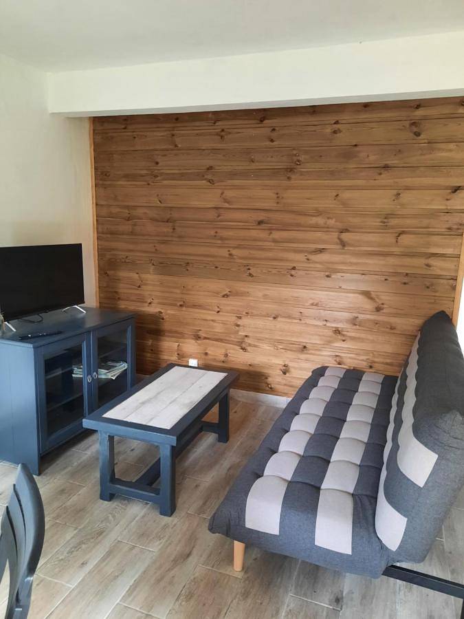 Location de vacances pour 4 personnes, avec terrasse et jardin à Gourbeyre - 4