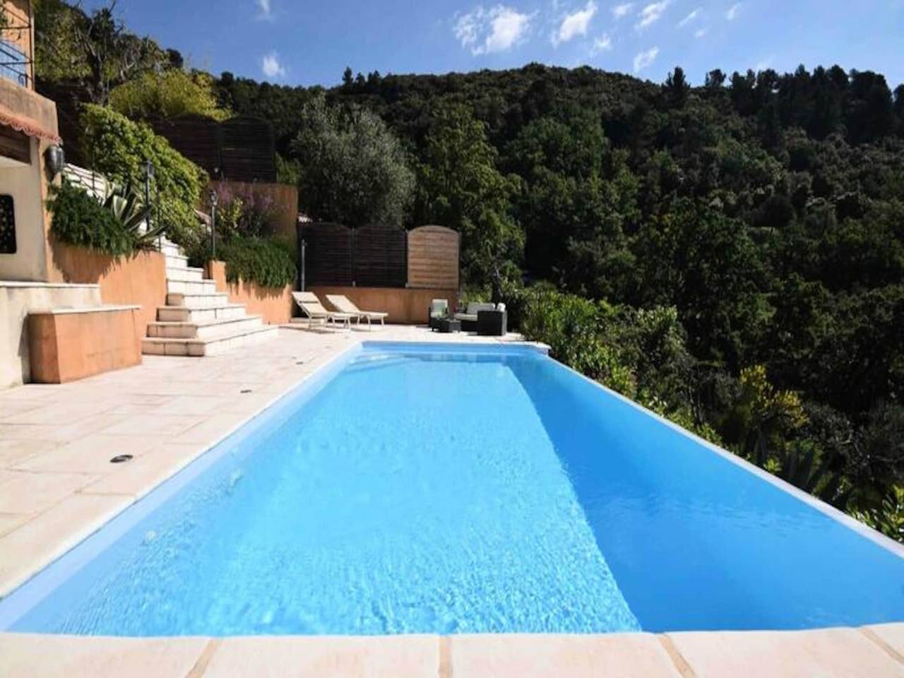 Apartamento entero, Villa Les Oliviers para 6 personas al atardecer in Grasse, Region de Cannes