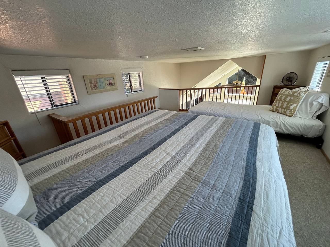 Entire apartment, Oceanview Cabin 18 with Private Jacuzzi  in Del Norte County