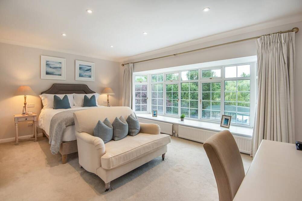 4 Bed in Bray (oc-b32610) in Berkshire