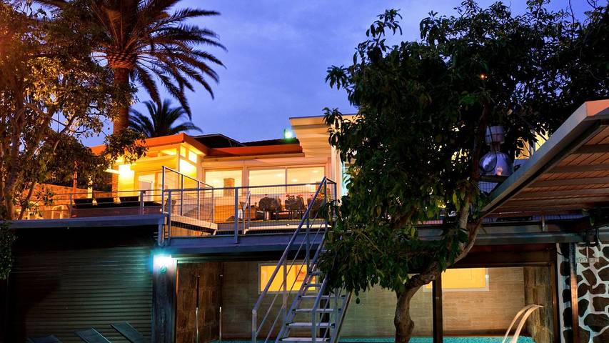 Chalet para 12 personas, con piscina además de terraza y jardín en Ingenio