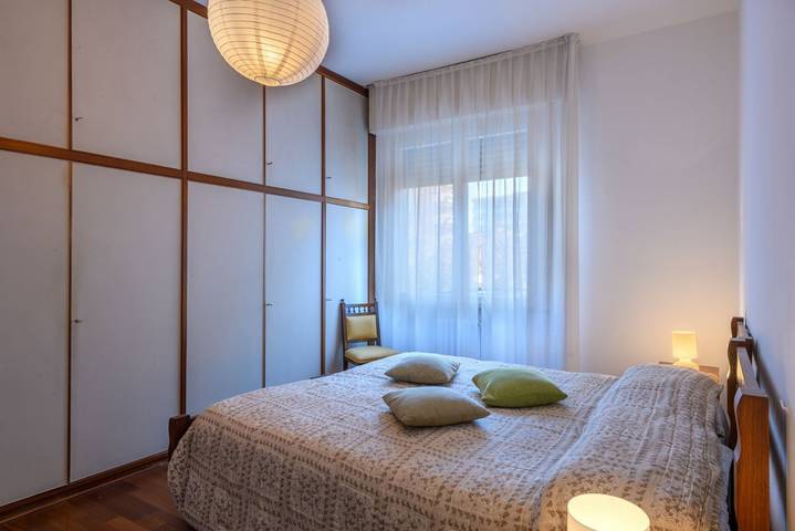 Ferienwohnung für 4 Personen, mit Balkon/Terrasse in Pesaro - 2