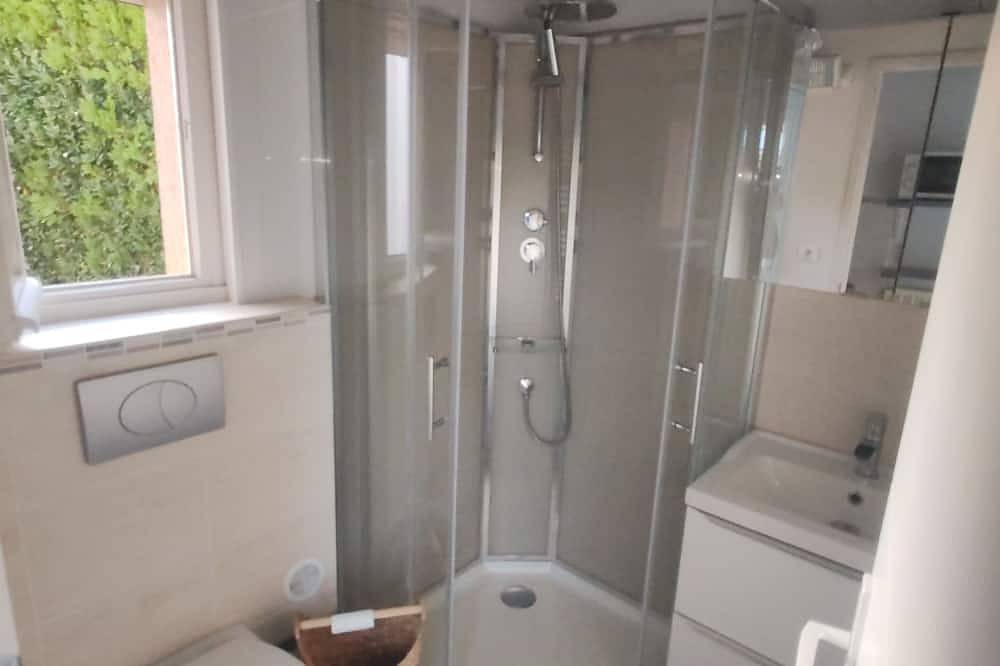 Apartamento entero, Studio Le Cocon du Sud clim Netflix prime piscine in Lignan-sur-Orb, Region de Béziers