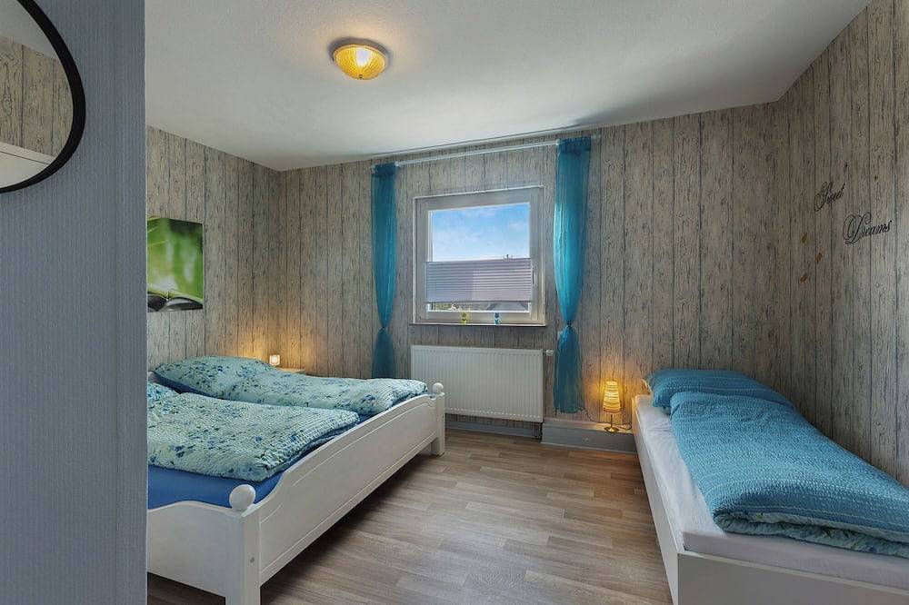 Entire apartment, Apartment 'Haus Ute' with Private Terrace, Shared Garden and Wi-Fi in Schotten, Vogelsberg Region