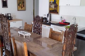 Gîte pour 8 personnes, avec terrasse, animaux acceptés à Labégude