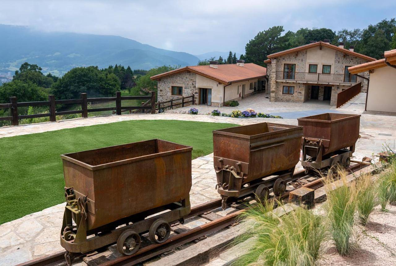 Elexburu Landa Apartamentos Turisticos Rurales in Baquio, Costa Vasca