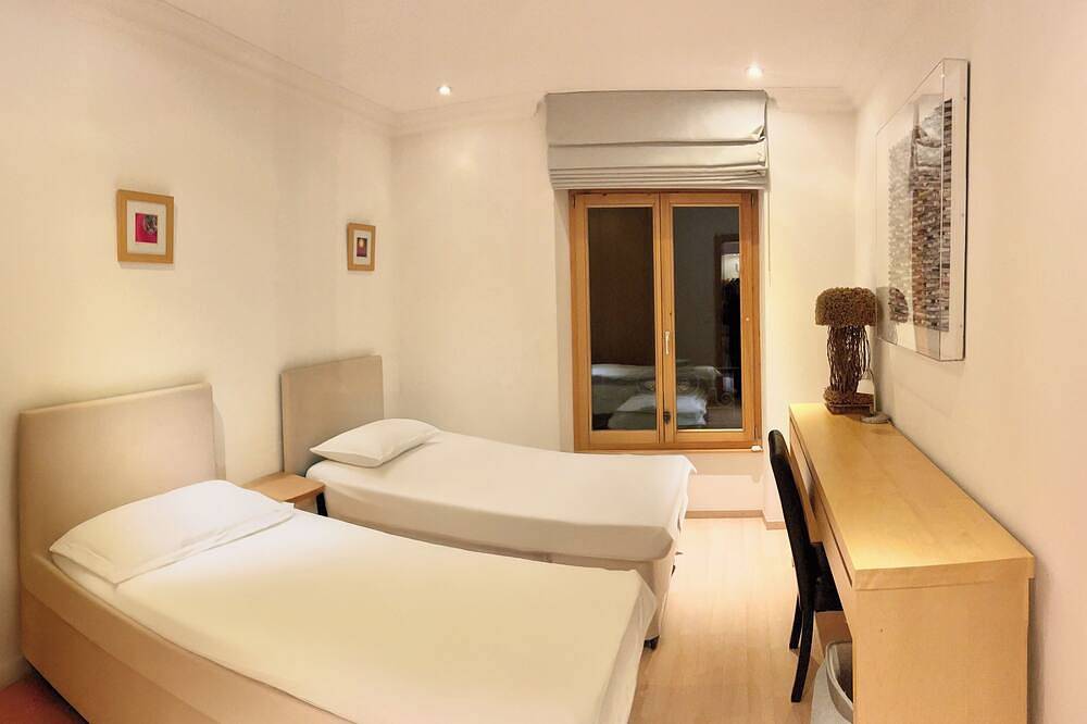Ganze Wohnung, Luxuriöse 3-Bett-Wohnung, Panoramablick auf die Berge, 5 * Spa-Einrichtungen - in Château-d' Oex, Waadt