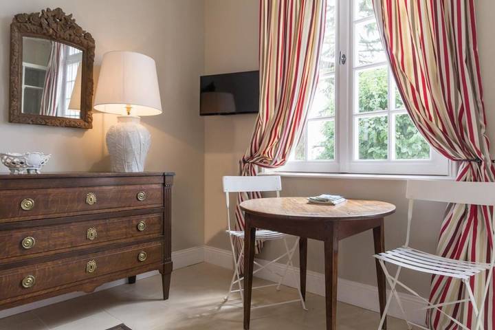 Chambre d’hôte pour 2 personnes, avec piscine et vue ainsi que terrasse et jardin dans l' Eure - 2