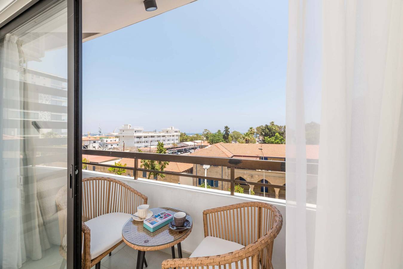 Apartamento entero, Finikoudes Marina View 202 in Lárnaca, Distrito de Larnaca