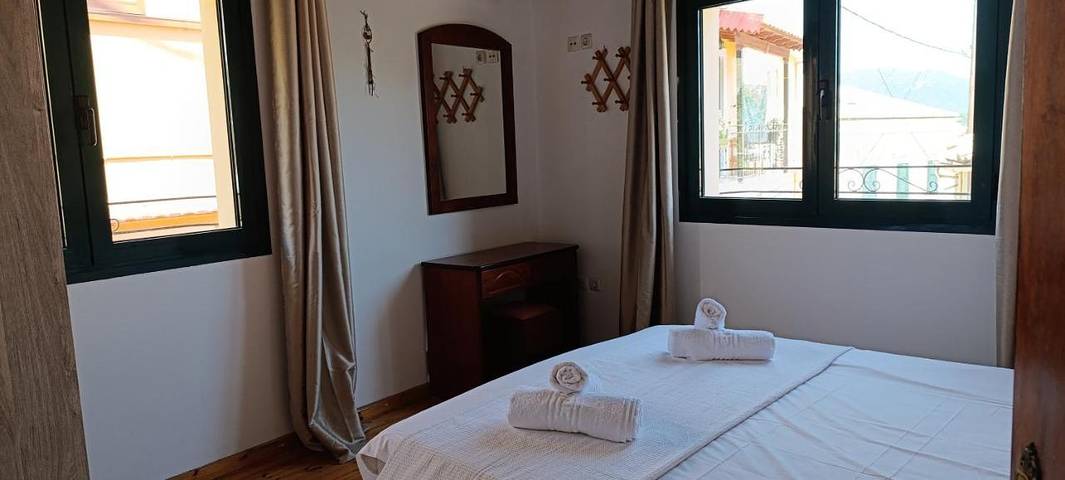 Location de vacances pour 4 personnes, avec balcon et vue, adapté aux familles dans Liapádes - 2