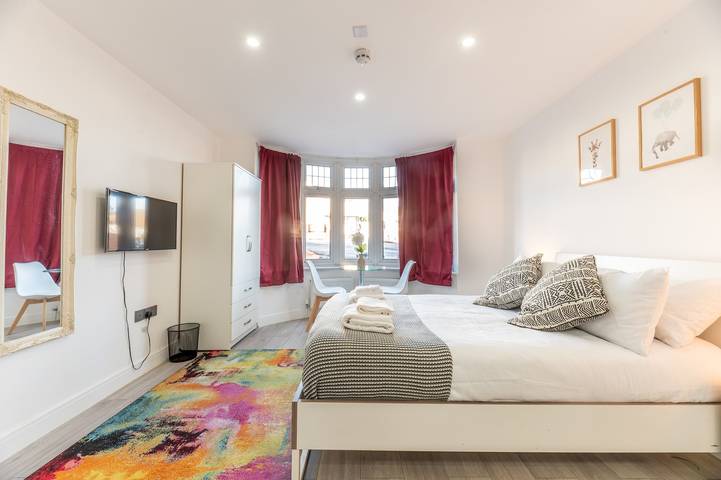 Apartment for 2 people, with garden in Surrey