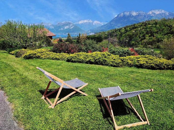 Appartement de vacances pour 4 personnes, avec Terrasse et Jardin ainsi que Vue sur le lac et Vue