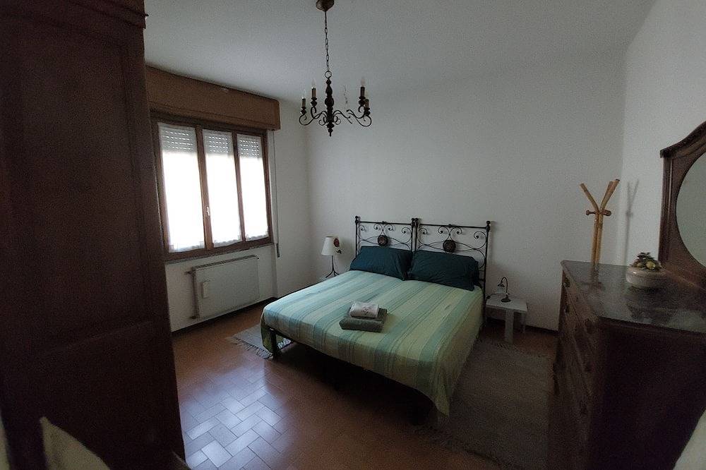 Villa Singola Immersa nel Verde in Brazzova, Gemeinde Asso