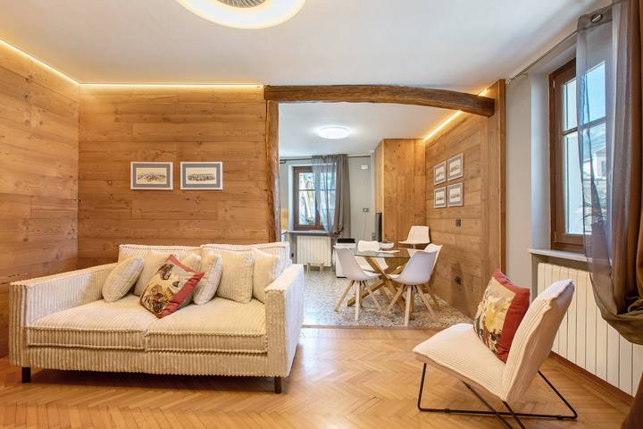 Ferienwohnung für 3 Personen, mit Balkon in Aosta