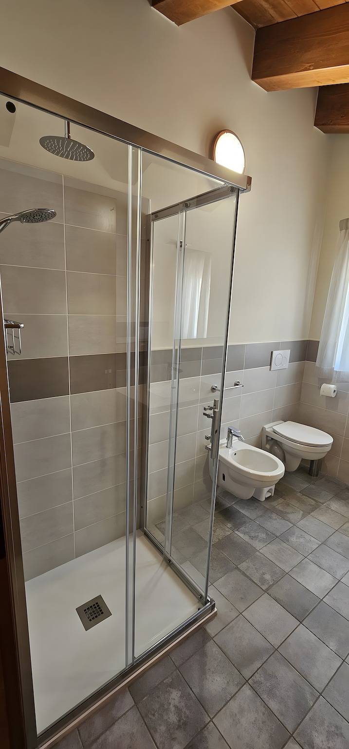 Appartamento 'Casa Delia' con Giardino in Comune, Balcone e Wi-Fi in Atessa, Provincia di Chieti