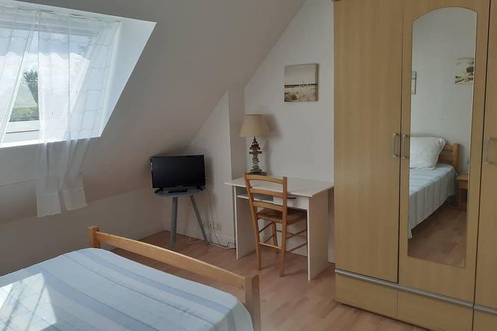 Small house 1 km from the beaches and shops, sleeps 4. Pets Welcome in Erdeven, Côte des Mégalithes