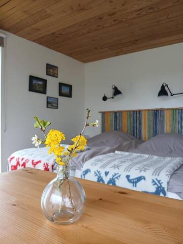 Chambre d’hôte pour 2 personnes, avec vue ainsi que sauna et jardin dans Saint-Vougay