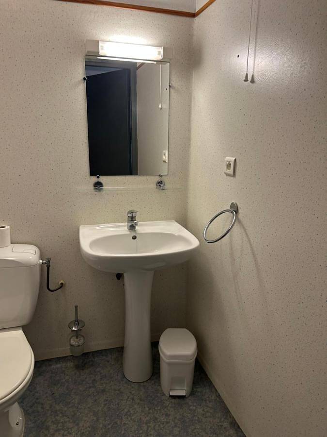 Gîte pour 2 personnes, avec terrasse, animaux acceptés à Mazeyrat-d'Allier - 3