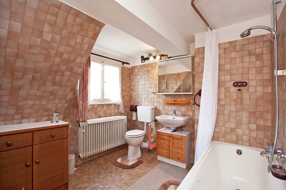 Ganze Wohnung, Geräumige Wohnung in Dachsberg-Urberg in Dachsberg, Südschwarzwald