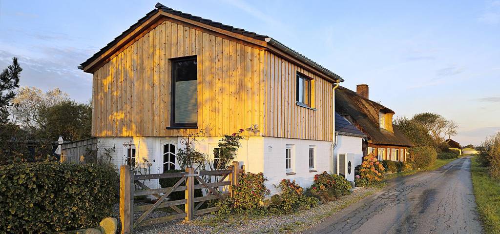 Ferienwohnung für 2 Personen, mit Terrasse und Garten sowie Ausblick in Poppenbüll