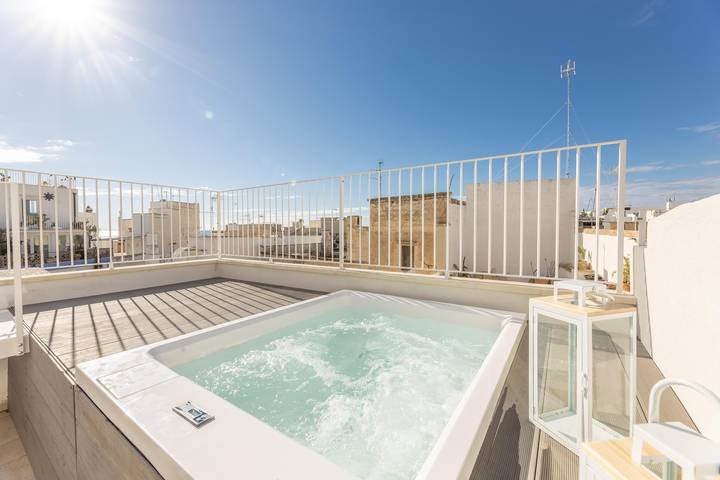 Vakantiewoning voor 2 personen, met terras en whirlpool in Gallipoli