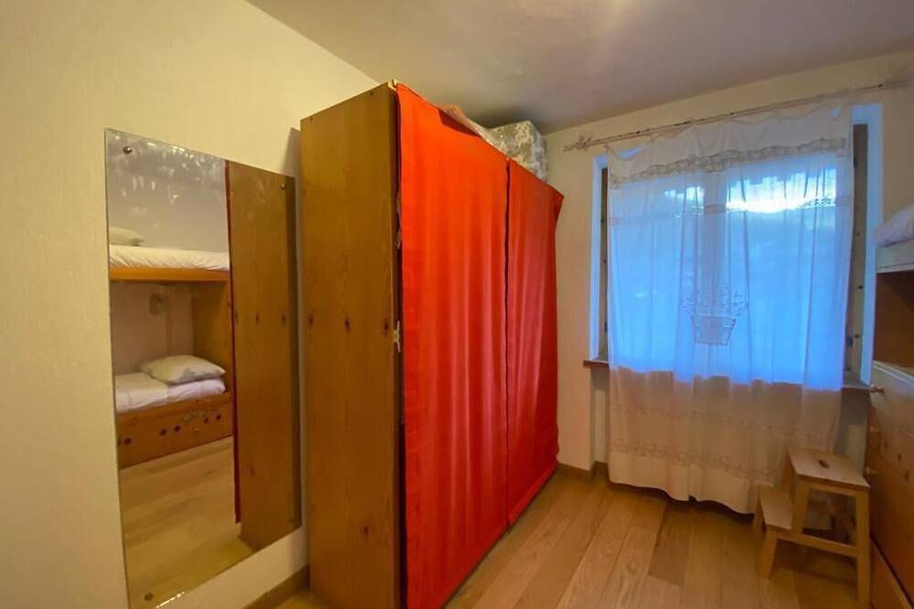 Appartamento intero, La Maisonb - Arly\nla pace della montagna, la comodità dei servizi in La Thuile (capoluogo), La Thuile