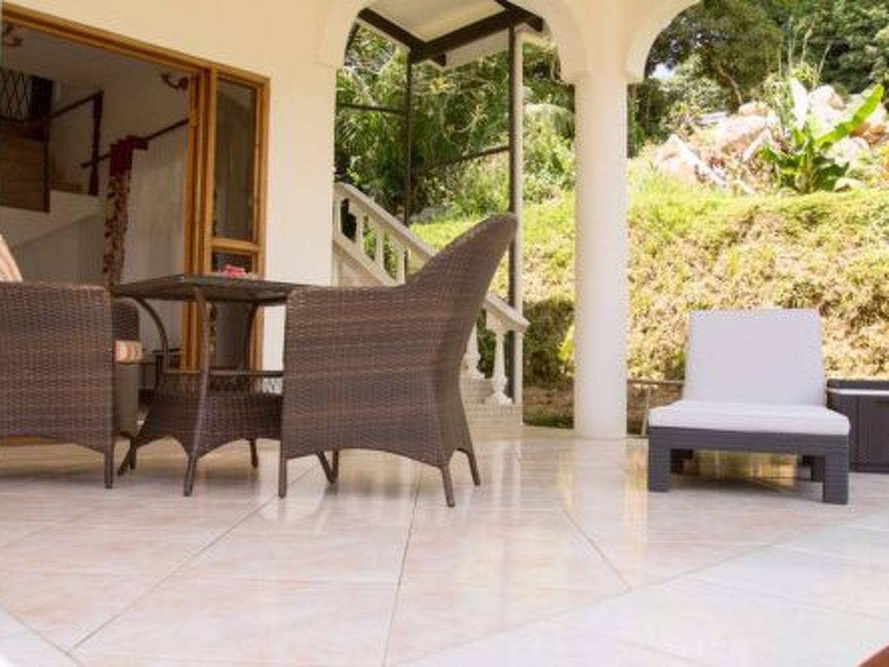 Ganze Wohnung, Erdgeschosswohnung mit Grill in Mare Anglaise in Mahé