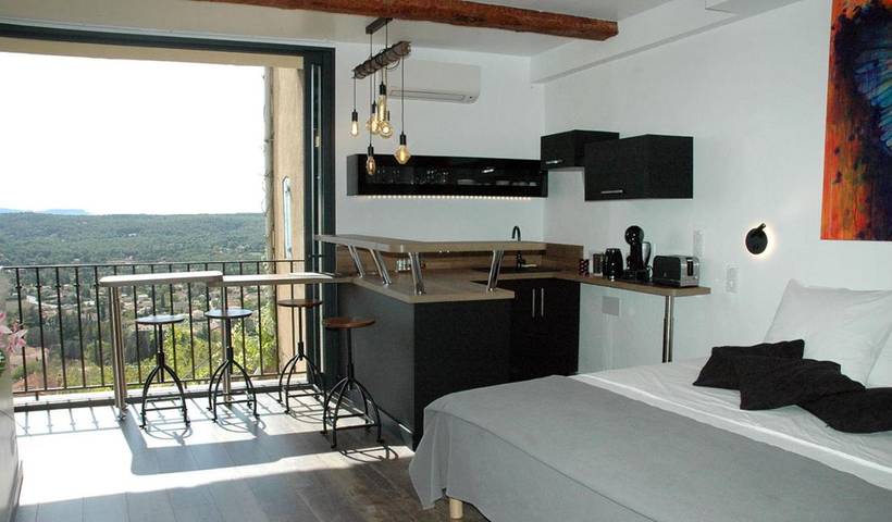 Chambre d’hôte pour 4 personnes, avec balcon et vue à Fayence - 3