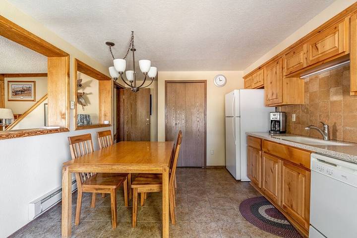 Vacation rental for 8 people, with terrace in West Yellowstone