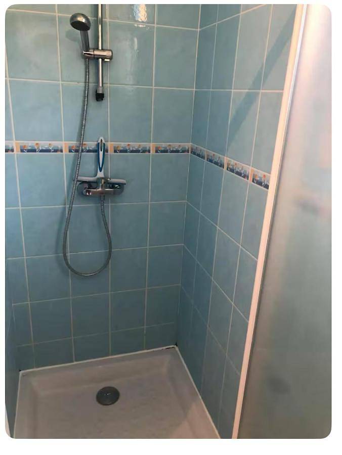 Location de vacances pour 6 personnes, avec vue et jardin ainsi que piscine et balcon dans Lac de Castillon - 3